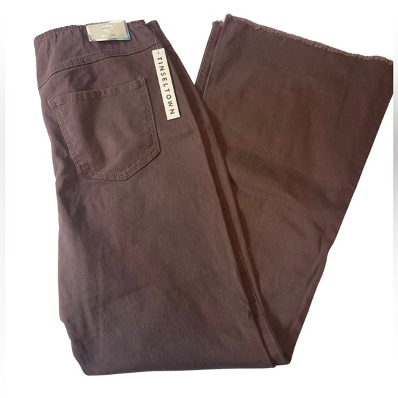 Tinseltown Junior Pant Pull On Bell Bottom Frayed Hem Parch Pockets High Rise - Picture 2 of 6